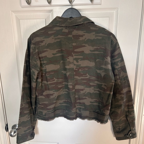 Sanctuary Cropped Camouflage Jacket Women's Medium - Picture 4 of 5